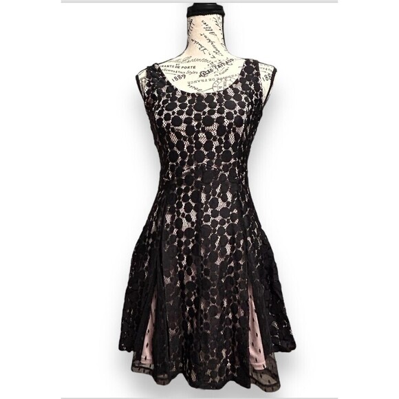 Disney Minnie Rocks the Dots S Black Polka Dot Lace Mini Dress Whimsigoth Witchy - Picture 11 of 11